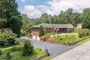 525 Carson Dr, Hendersonville, NC 28791 - Photo 36