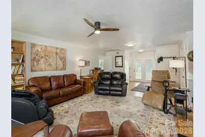 525 Carson Drive, Hendersonville, NC 28791 - Photo 24