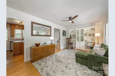 525 Carson Drive, Hendersonville, NC 28791 - Photo 10