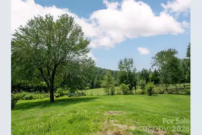 525 Carson Drive, Hendersonville, NC 28791 - Photo 28