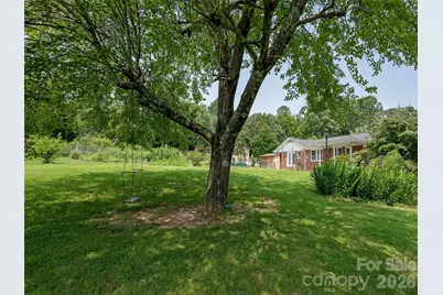 525 Carson Drive, Hendersonville, NC 28791 - Photo 30