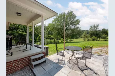 525 Carson Drive, Hendersonville, NC 28791 - Photo 32