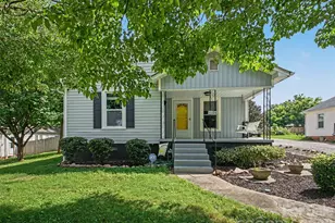 1104 Venus St, Kannapolis, NC 28083 - Photo 2
