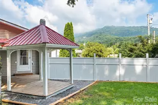 151 Meadow St, Waynesville, NC 28786 - Photo 28