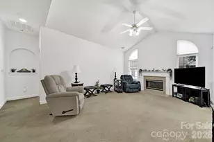 8368 Windsor Ridge Dr, Charlotte, NC 28277 - Photo 4