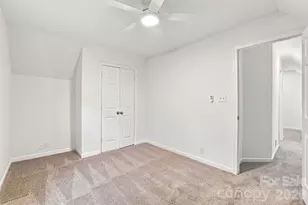 910 Little Brook Cir, York, SC 29745 - Photo 32