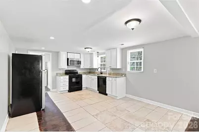 922 Ambassador Street, Charlotte, NC 28208 - Photo 6