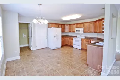 1491 Mayfair Drive, Conover, NC 28613 - Photo 4