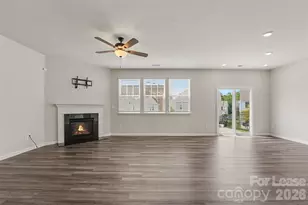 214 Kennerly Center Dr, Mooresville, NC 28115 - Photo 4
