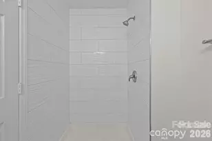 6203 Rosecroft Dr, Charlotte, NC 28215 - Photo 12