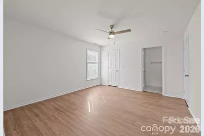 6203 Rosecroft Drive, Charlotte, NC 28215 - Photo 14