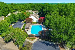 10631 Sleigh Bell Ln, Charlotte, NC 28216 - Photo 12
