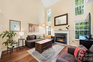 10631 Sleigh Bell Ln, Charlotte, NC 28216 - Photo 6