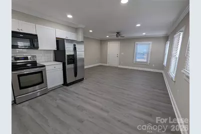 156 S Sycamore Street, Mooresville, NC 28115 - Photo 4