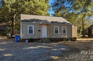 156 S Sycamore St, Mooresville, NC 28115 - Photo 2