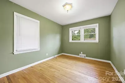 216 Lyndale Road, Hendersonville, NC 28739 - Photo 18