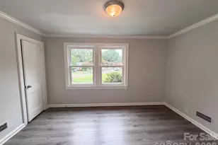 821 Jackson St, Gastonia, NC 28052 - Photo 8