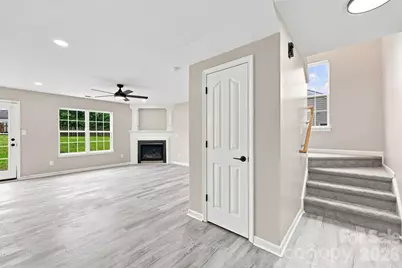 8207 Belmont Stables Drive, Charlotte, NC 28216 - Photo 8