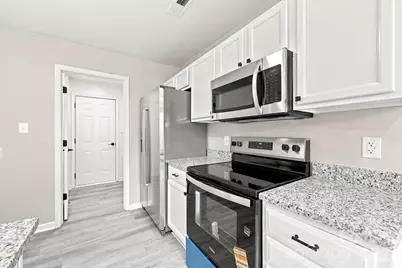 8207 Belmont Stables Drive, Charlotte, NC 28216 - Photo 18