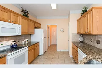 20309 Northport Drive, Cornelius, NC 28031 - Photo 10