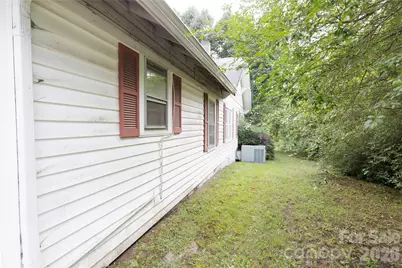 329 Finley Avenue NW, Lenoir, NC 28645 - Photo 24