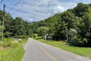 433 Little Cove Rd, Waynesville, NC 28786 - Photo 6