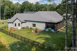 422 Ascension Vly, Etowah, NC 28742 - Photo 40