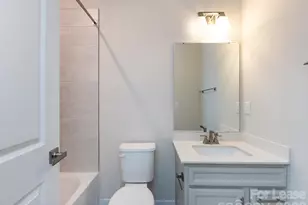 413 Spearfield Ln, Charlotte, NC 28205 - Photo 36