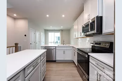 413 Spearfield Lane, Charlotte, NC 28205 - Photo 16