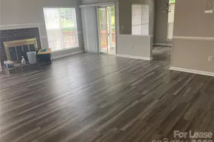 3506 Briarthorne Dr, Charlotte, NC 28269 - Photo 2