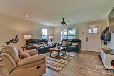 33 Ben Lippen Road, Asheville, NC 28806 - Photo 4