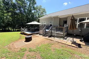 10 Mooney Dr, Taylorsville, NC 28681 - Photo 8