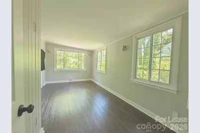 526 Fleming Street, Hendersonville, NC 28739 - Photo 6