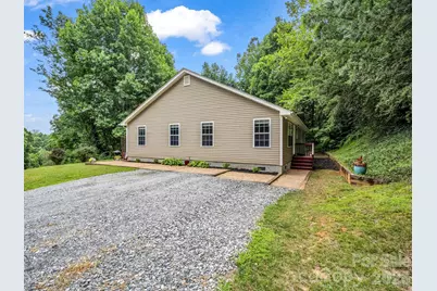 18 Buckle Ridge, Weaverville, NC 28787 - Photo 2
