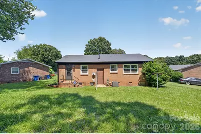 4040 Burnham Court, Winston Salem, NC 27105 - Photo 20