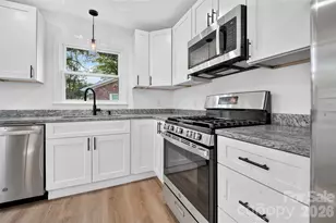 4040 Burnham Ct, Winston Salem, NC 27105 - Photo 4