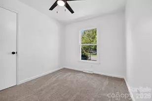 4040 Burnham Ct, Winston Salem, NC 27105 - Photo 14