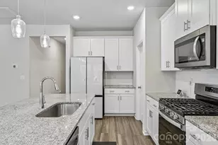 186 Guardian Gate Dr, Mooresville, NC 28115 - Photo 4