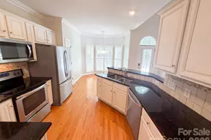 4528 Ferguson Cir, Waxhaw, NC 28173 - Photo 2