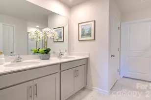 208 Hyder Ridge Rd, Asheville, NC 28804 - Photo 22