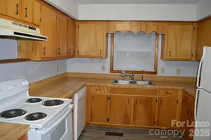 1235 15th Ave NW, Hickory, NC 28601 - Photo 14