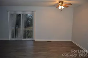 1235 15th Ave NW, Hickory, NC 28601 - Photo 8