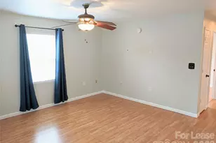 322 Clover St, Mooresville, NC 28115 - Photo 4