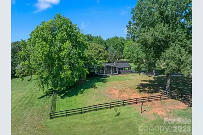 1064 Knollwood Road, Boiling Springs, SC 29316 - Photo 4