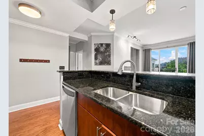 300 W 5th Street #546, Charlotte, NC 28202 - Photo 8