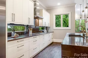 2011 Sharon Ave, Charlotte, NC 28211 - Photo 10