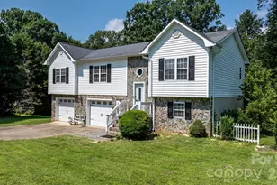 4400 Willowood Dr, Morganton, NC 28655 - Photo 2