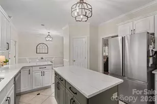 8401 Shelley Mullis Rd, Fort Mill, SC 29707 - Photo 16