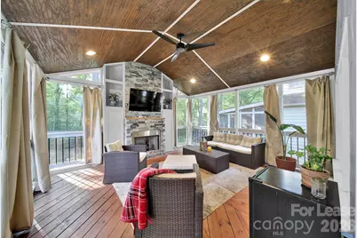 9745 Whitewood Trail, Charlotte, NC 28269 - Photo 26