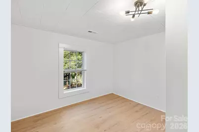 532 E Iredell Avenue, Mooresville, NC 28115 - Photo 24